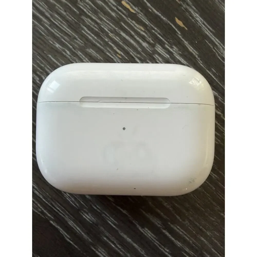 Apple AirPods Pro 1st Generation For Repair (Static) 2 Earbuds & Charging Case